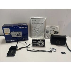 Olympus FE-370 8.0MP Digital Black Camera TESTED w/Battery Charger SD Card Case